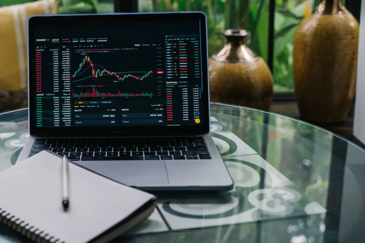 Beginner's Guide to Stocks and Shares ISAs for Essex Investors